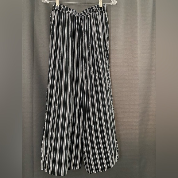 hollister striped pants - Picture 6 of 7